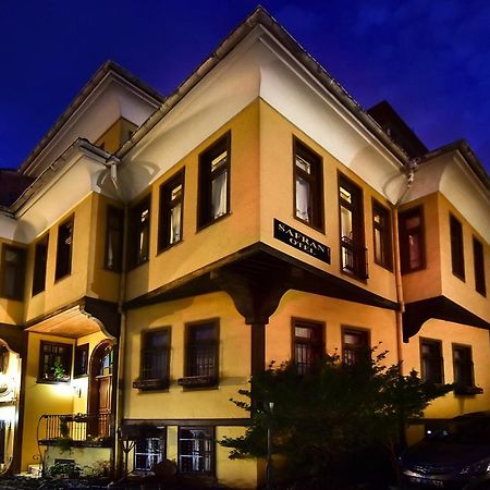 萨弗兰酒店 伯萨 外观 照片